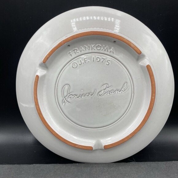 Vintage Frankoma Christmas  Art Pottery Hanging Plate 1975 "Peace On Earth" - Picture 2 of 5